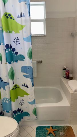 5267 Europa Drive N, Boynton Beach, FL 33437