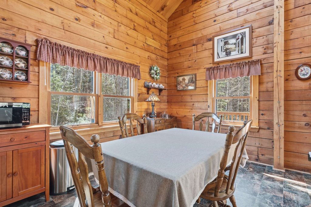 Image 11 of property listing at 226 Valley Road, Haverhill, NH 03785