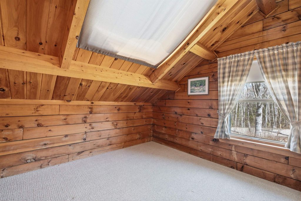Image 24 of property listing at 226 Valley Road, Haverhill, NH 03785