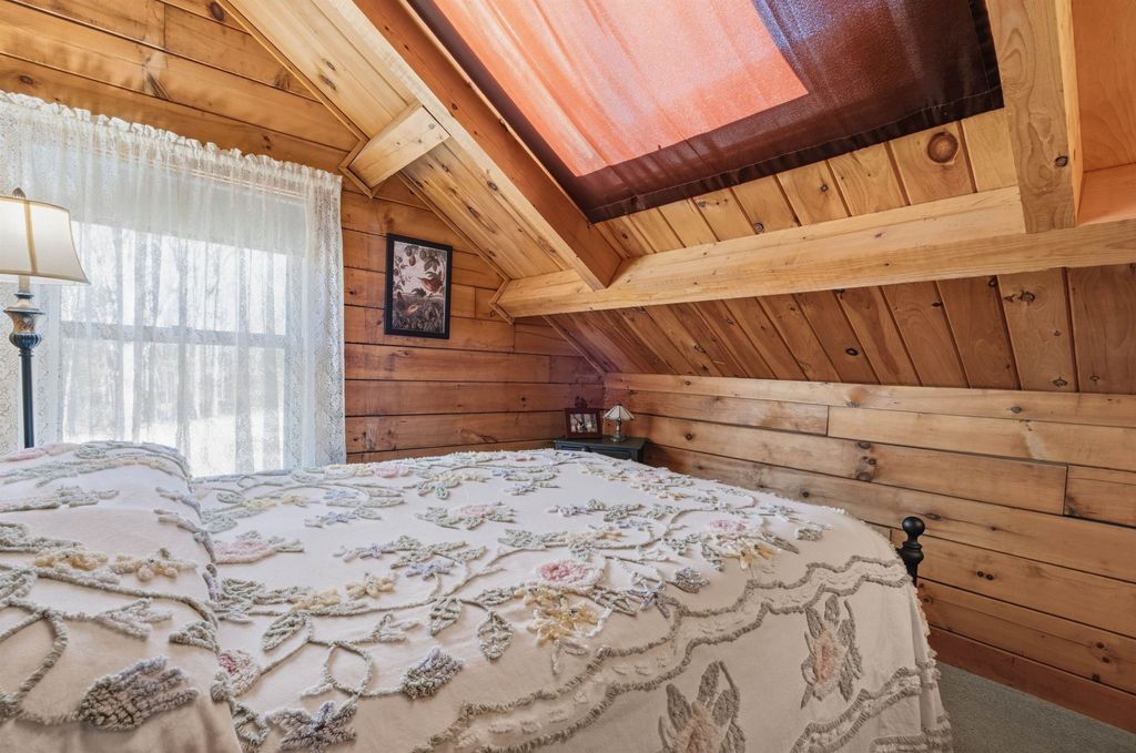 Image 26 of property listing at 226 Valley Road, Haverhill, NH 03785