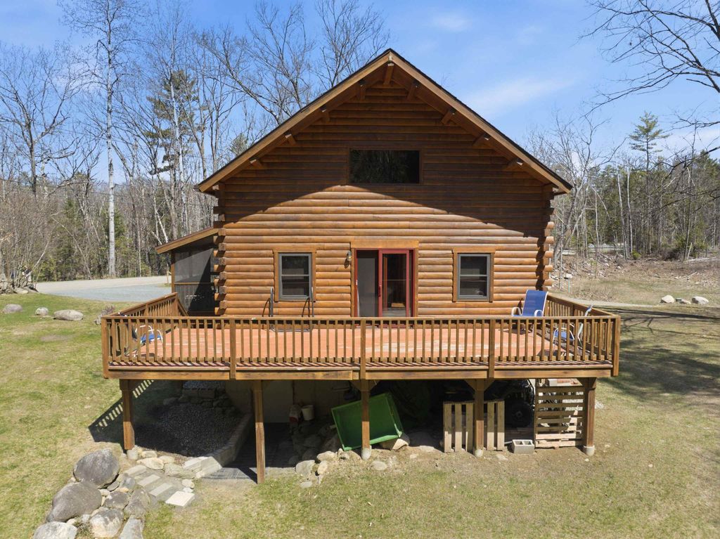 Image 32 of property listing at 226 Valley Road, Haverhill, NH 03785
