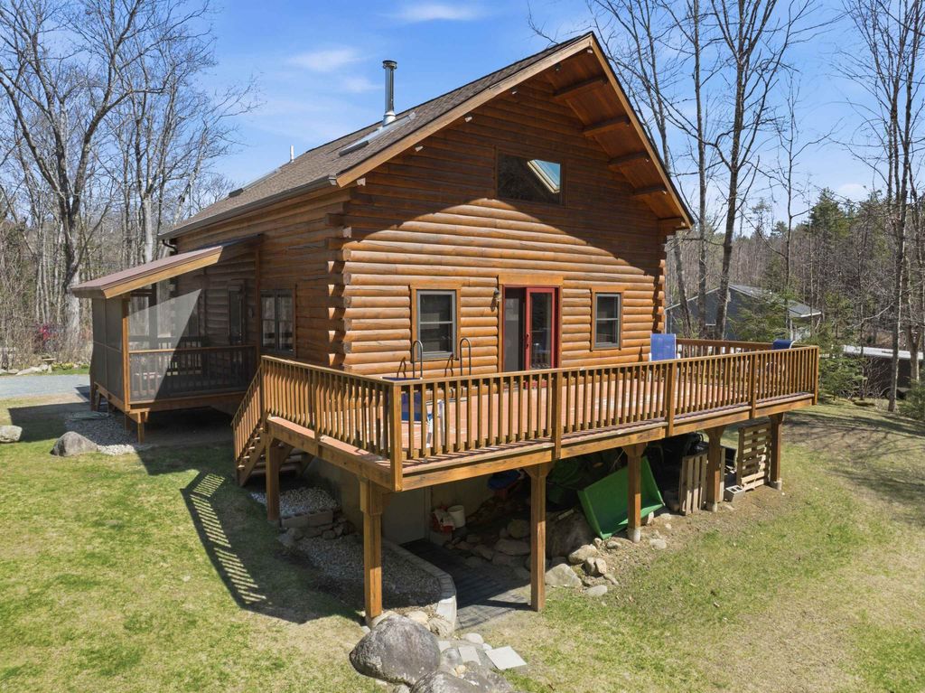 Image 33 of property listing at 226 Valley Road, Haverhill, NH 03785