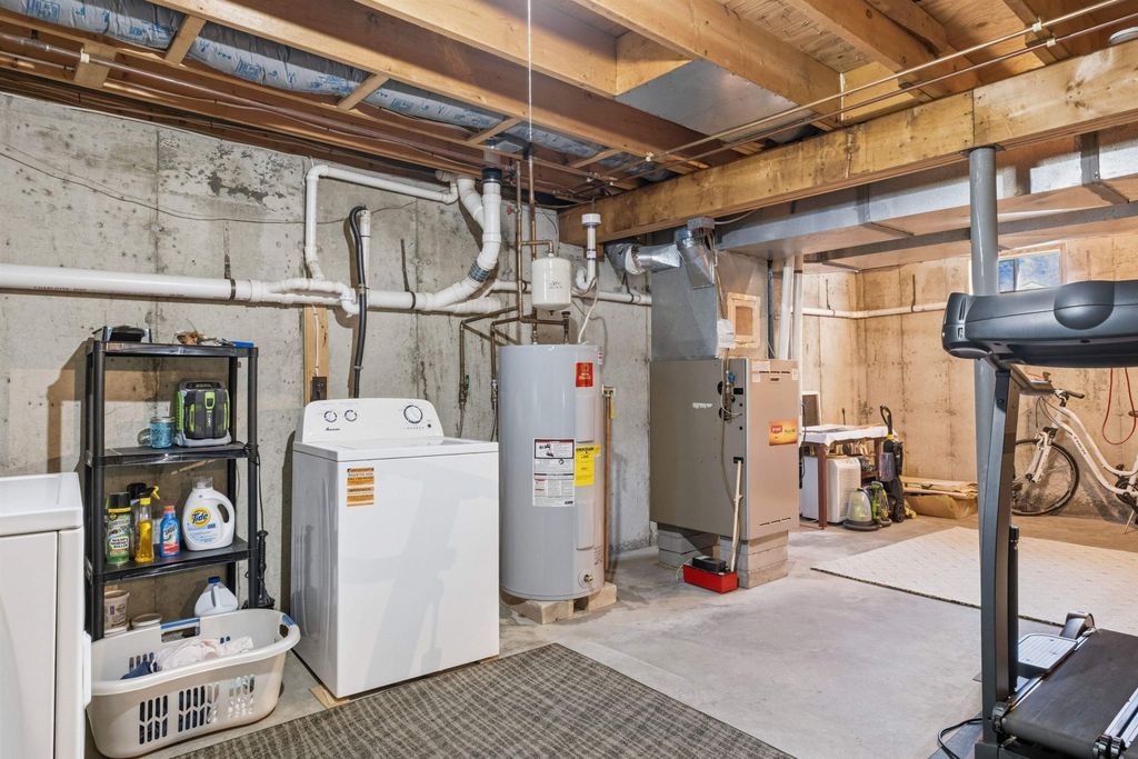 Image 39 of property listing at 226 Valley Road, Haverhill, NH 03785