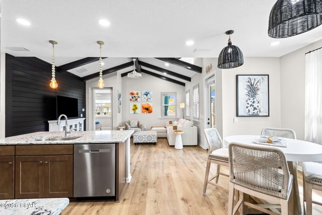 8827 Attitude Avenue, Panama City Beach, FL 32413