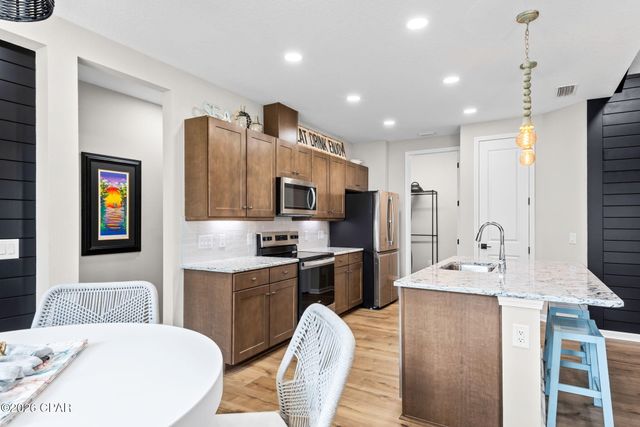 8827 Attitude Avenue, Panama City Beach, FL 32413