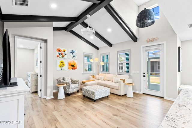 8827 Attitude Avenue, Panama City Beach, FL 32413