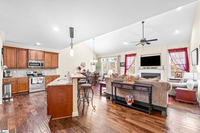 100 Briarhill Drive, Simpsonville, SC 29680