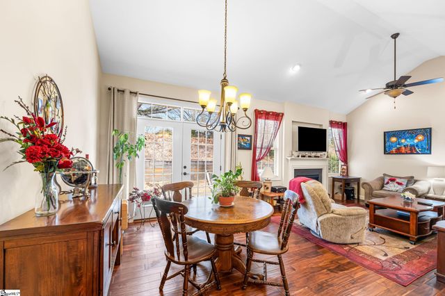 100 Briarhill Drive, Simpsonville, SC 29680