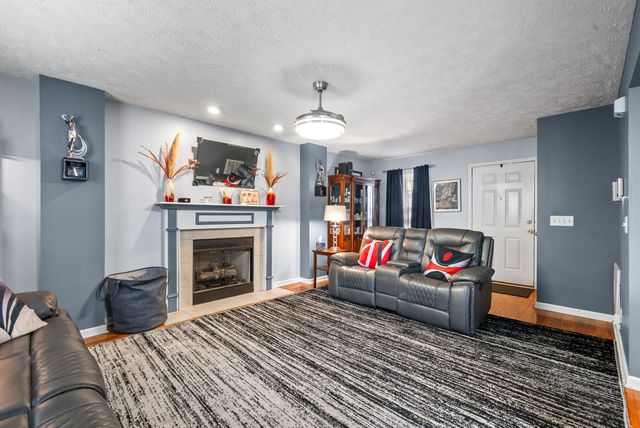 2764 Ann Dr, Clarksville, TN 37040