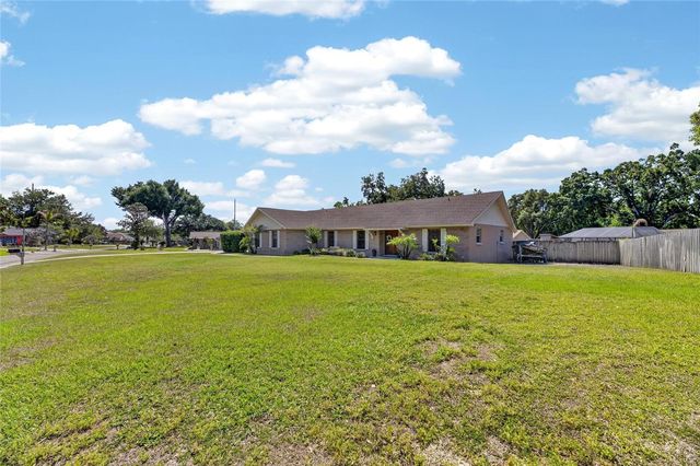 4205 BROOKE DRIVE, Valrico, FL 33594