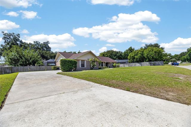 4205 BROOKE DRIVE, Valrico, FL 33594