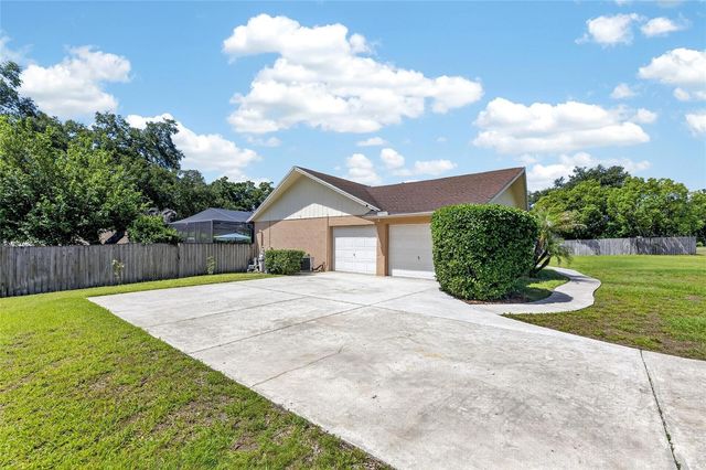 4205 BROOKE DRIVE, Valrico, FL 33594