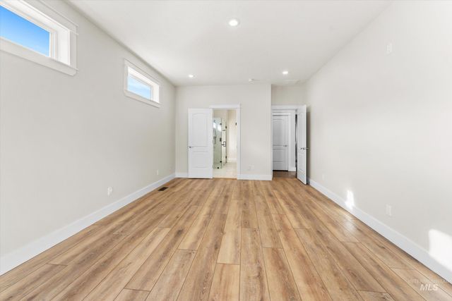 3820 E Mackay Ct, Meridian, ID 83642