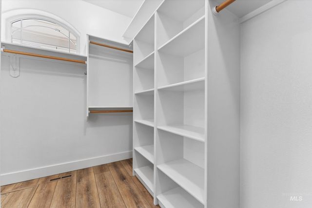 3820 E Mackay Ct, Meridian, ID 83642