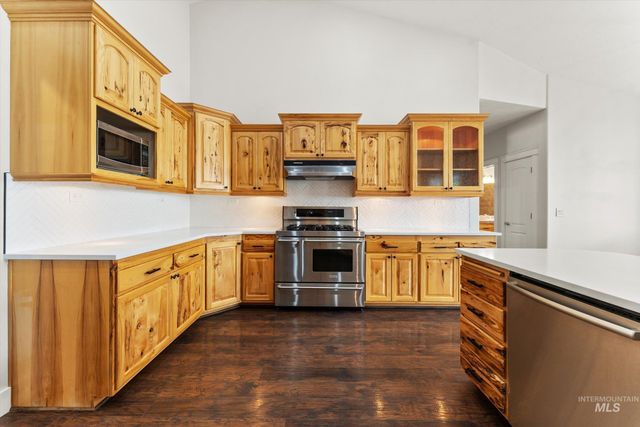 3820 E Mackay Ct, Meridian, ID 83642