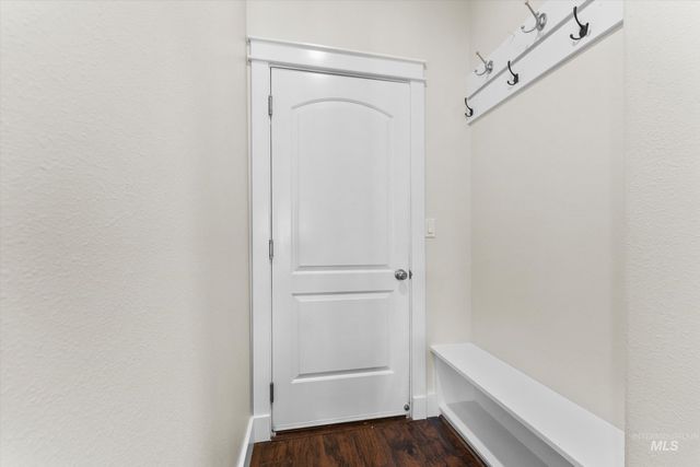 3820 E Mackay Ct, Meridian, ID 83642