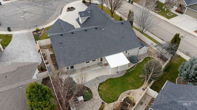 3820 E Mackay Ct, Meridian, ID 83642