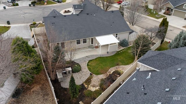 3820 E Mackay Ct, Meridian, ID 83642