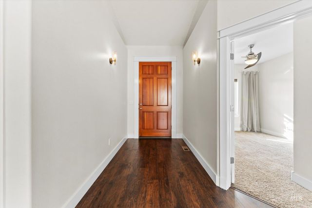 3820 E Mackay Ct, Meridian, ID 83642