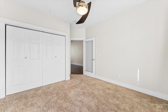 3820 E Mackay Ct, Meridian, ID 83642