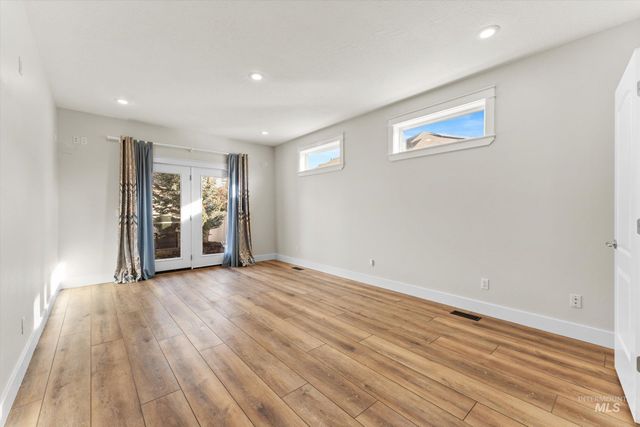 3820 E Mackay Ct, Meridian, ID 83642