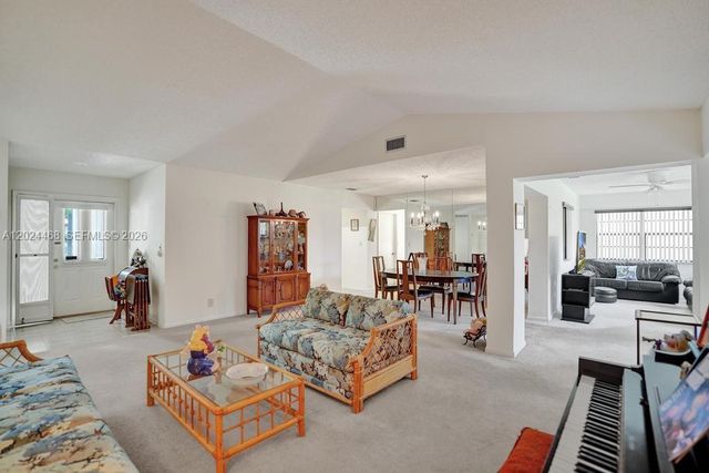2266 Seagrape Cir, Coconut Creek, FL 33066