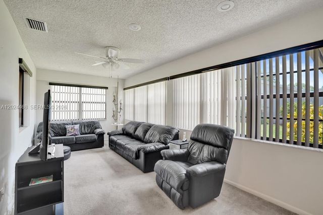 2266 Seagrape Cir, Coconut Creek, FL 33066