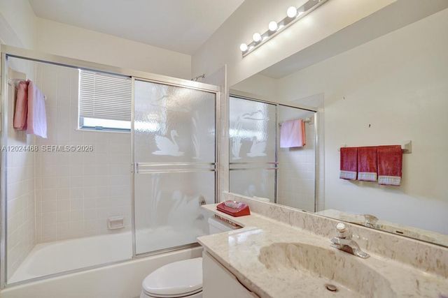 2266 Seagrape Cir, Coconut Creek, FL 33066