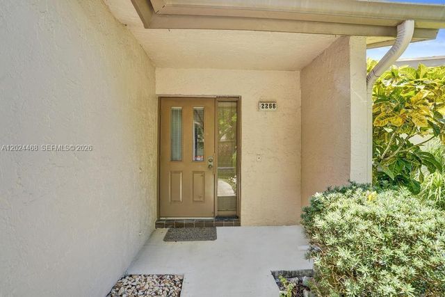 2266 Seagrape Cir, Coconut Creek, FL 33066