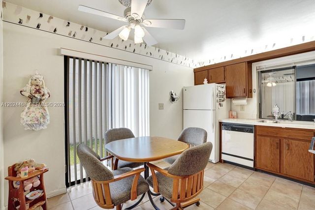 2266 Seagrape Cir, Coconut Creek, FL 33066