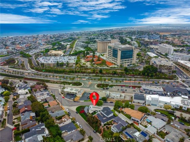 300 Holmwood Drive, Newport Beach, CA 92663