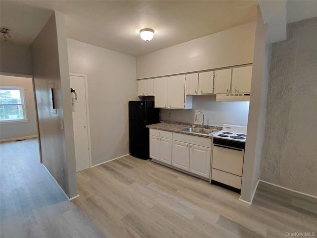 81 Franklin Street 305, Kingston, NY 12401