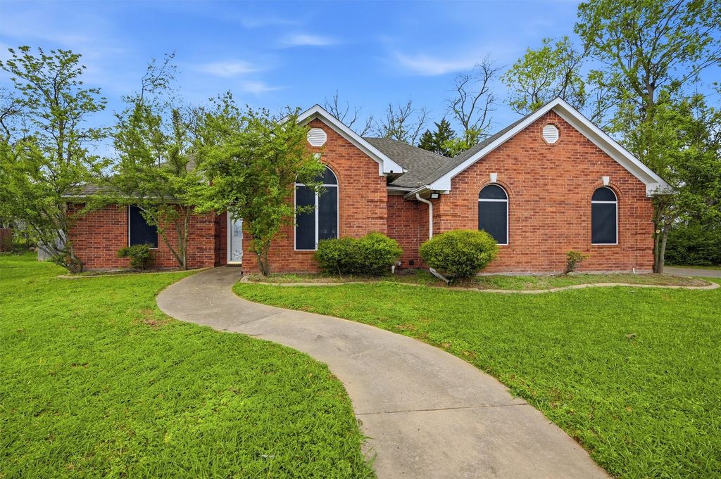 109 Franklin Court, Pottsboro, TX 75076