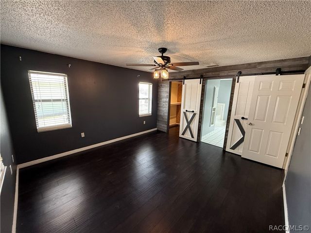 2235 W Springlake Drive, Dunnellon, FL 34434