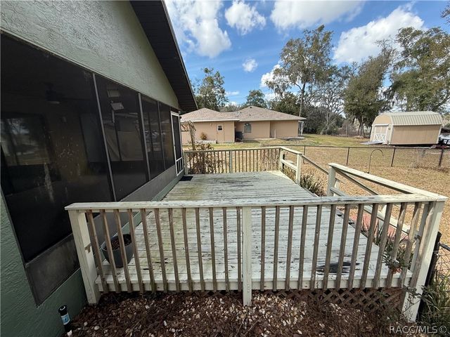 2235 W Springlake Drive, Dunnellon, FL 34434