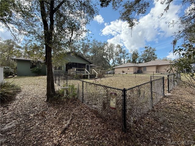 2235 W Springlake Drive, Dunnellon, FL 34434