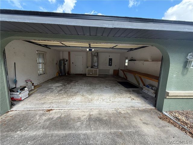 2235 W Springlake Drive, Dunnellon, FL 34434