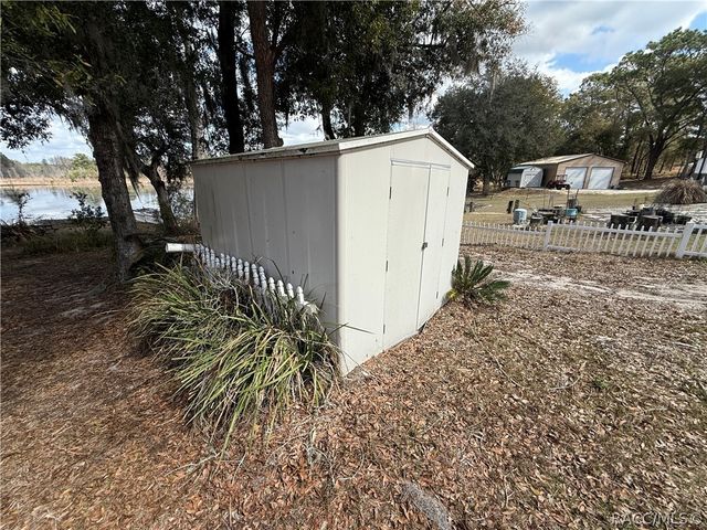 2235 W Springlake Drive, Dunnellon, FL 34434