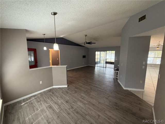 2235 W Springlake Drive, Dunnellon, FL 34434