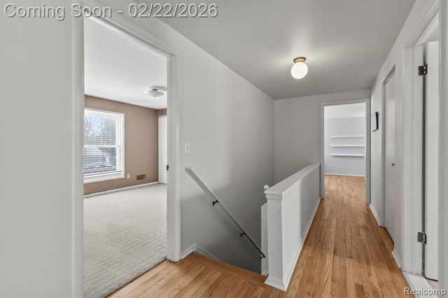 504 Weybridge Drive, Bloomfield Hills, MI 48304