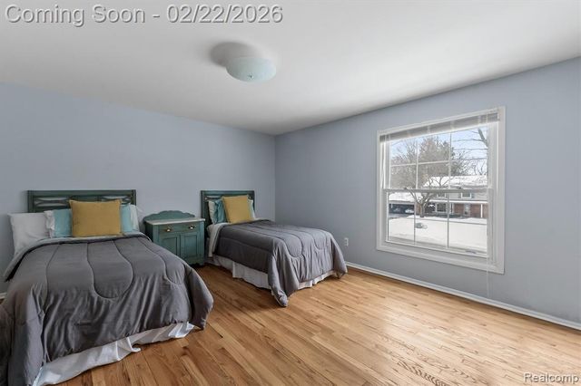 504 Weybridge Drive, Bloomfield Hills, MI 48304