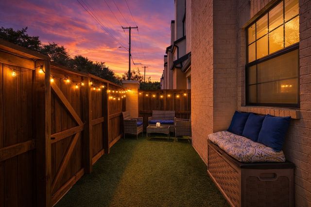 3901 Travis Street 125, Dallas, TX 75204