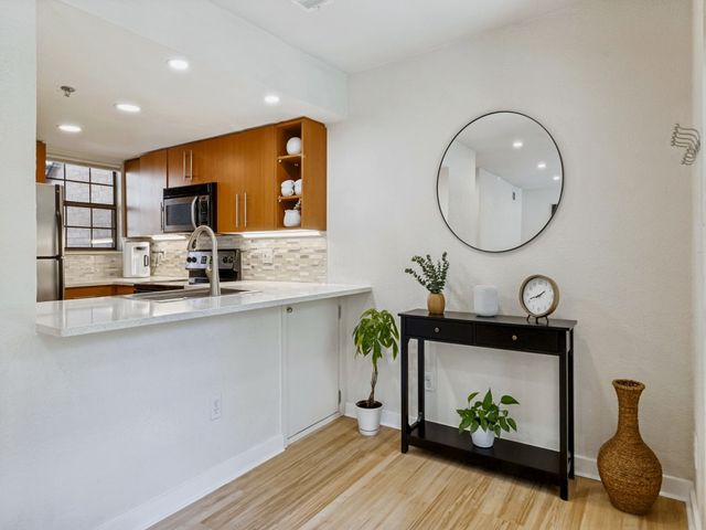 3901 Travis Street 125, Dallas, TX 75204