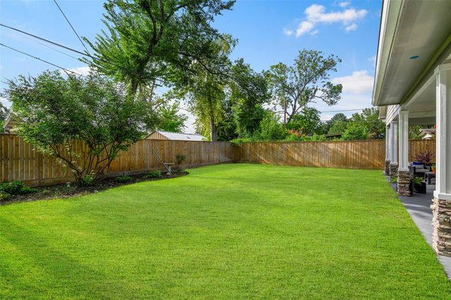 2018 Marnel Road, Houston, TX 77055