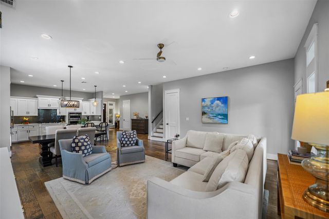 2018 Marnel Road, Houston, TX 77055