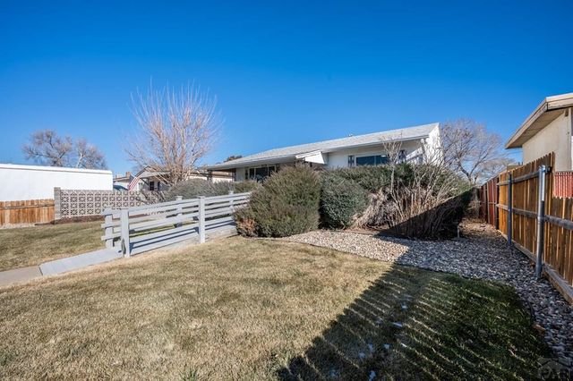 2806 4th Ave, Pueblo, CO 81003