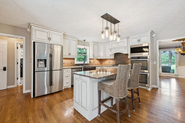 1150 Deer Run Rd, Murfreesboro, TN 37128