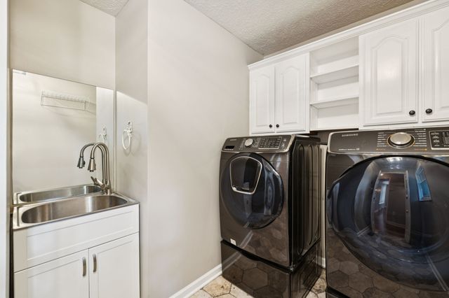 1150 Deer Run Rd, Murfreesboro, TN 37128