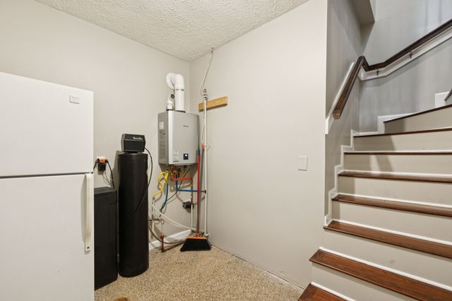 1150 Deer Run Rd, Murfreesboro, TN 37128