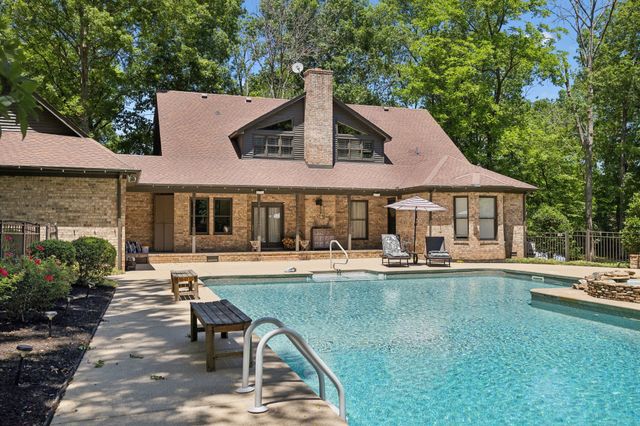 1150 Deer Run Rd, Murfreesboro, TN 37128